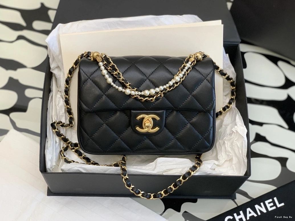 First Bag Ru 20CM CHANEL BAG FLAP 0820